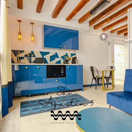 Luxurious Studio In Historic Center Of Alicante Luaran gambar