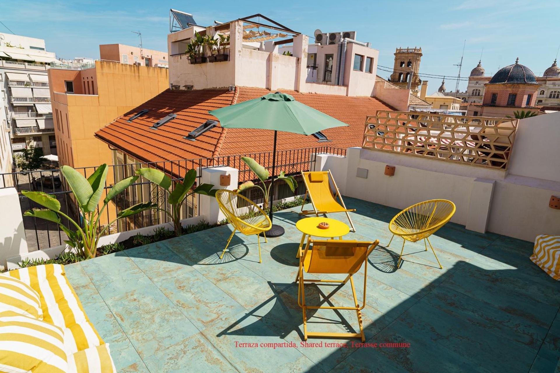 Luxurious Studio In Historic Center Of Alicante Luaran gambar
