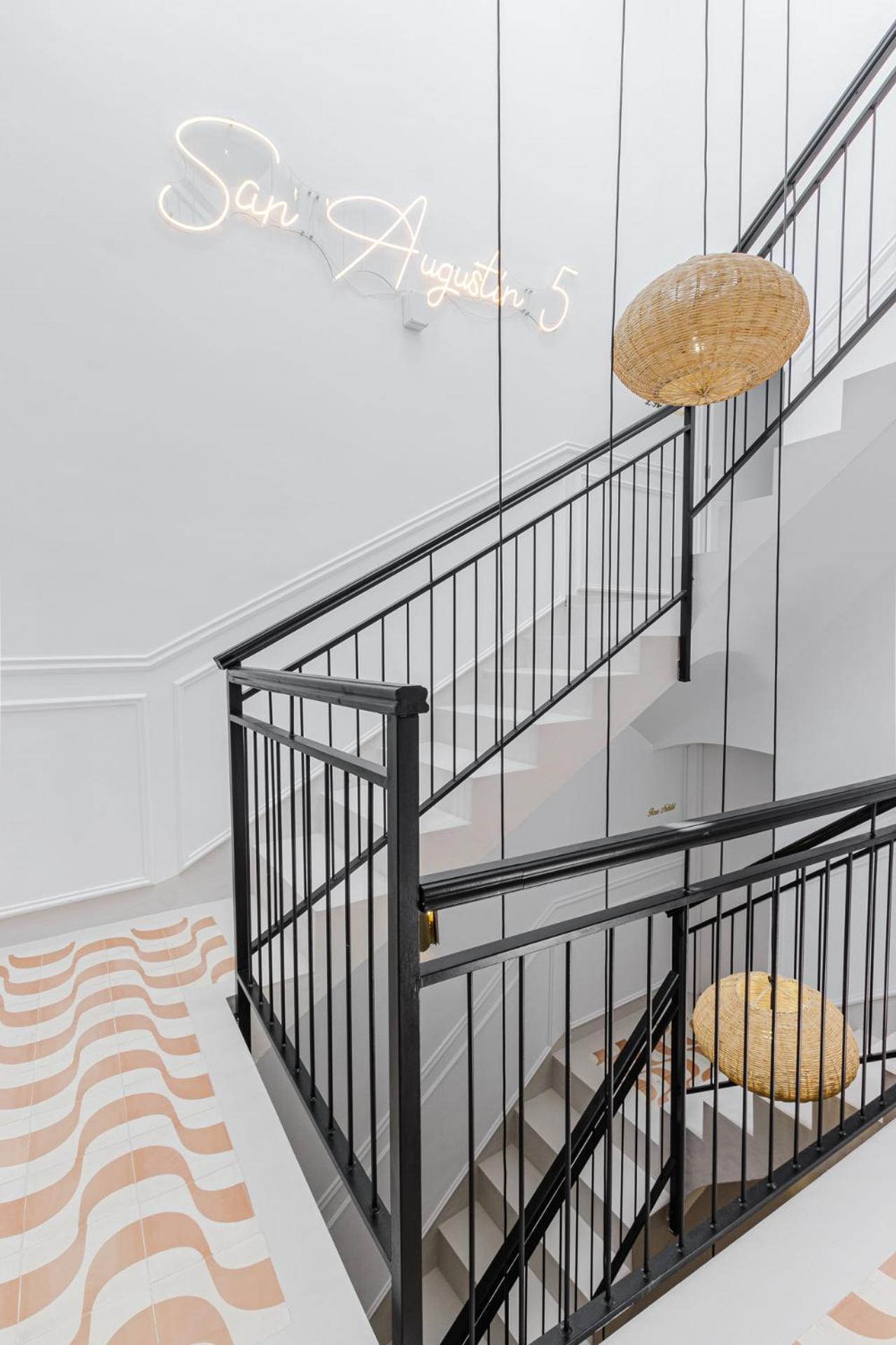 Luxurious Studio In Historic Center Of Alicante Luaran gambar