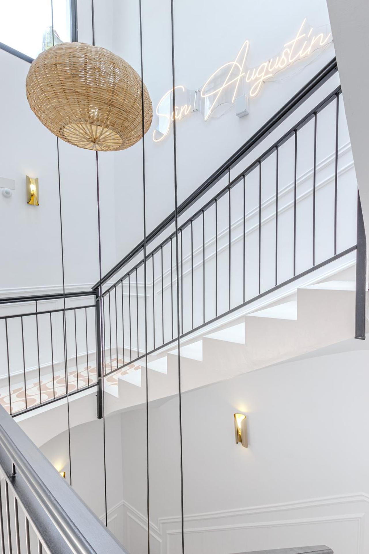 Luxurious Studio In Historic Center Of Alicante Luaran gambar