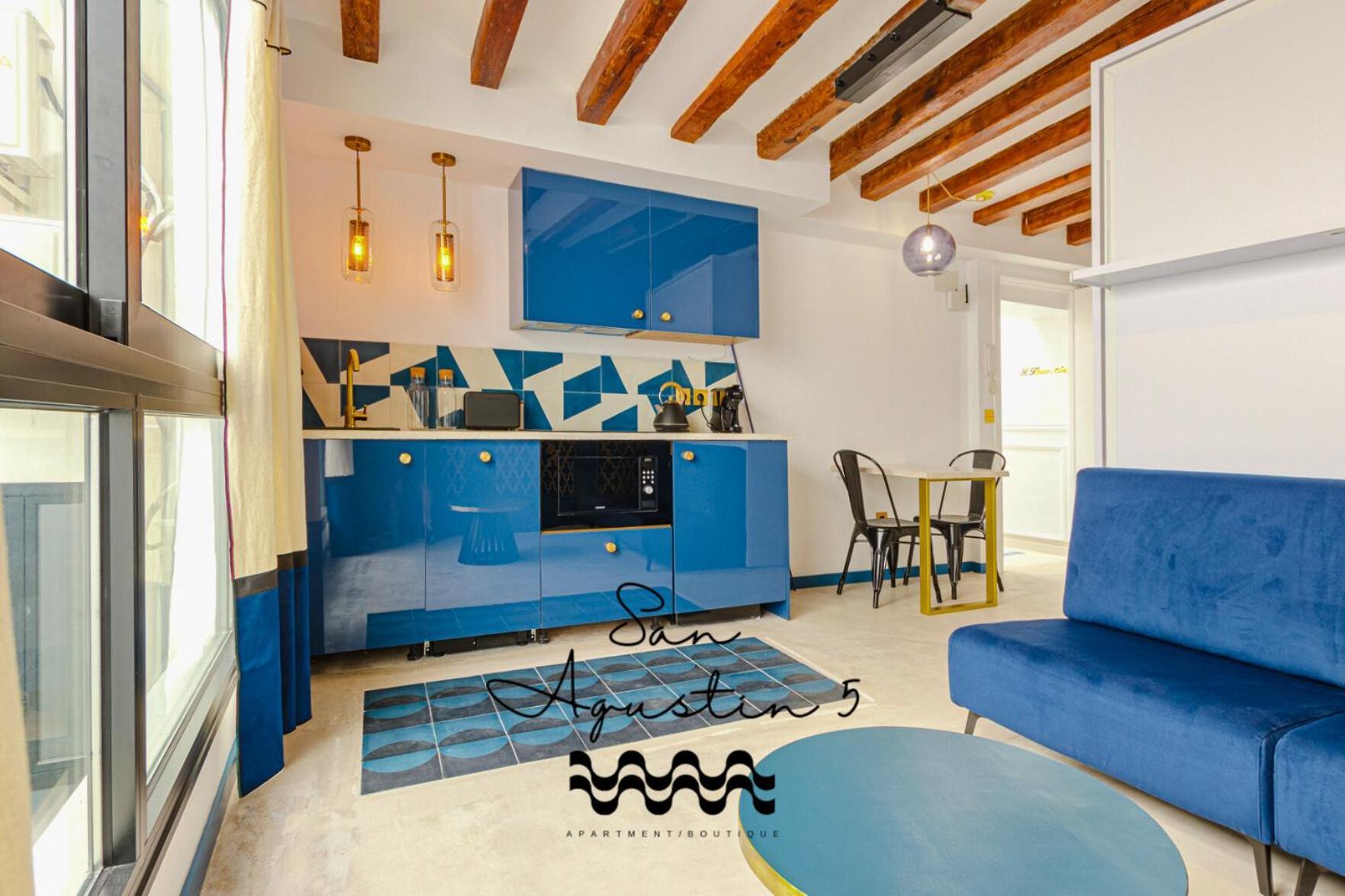 Luxurious Studio In Historic Center Of Alicante Luaran gambar
