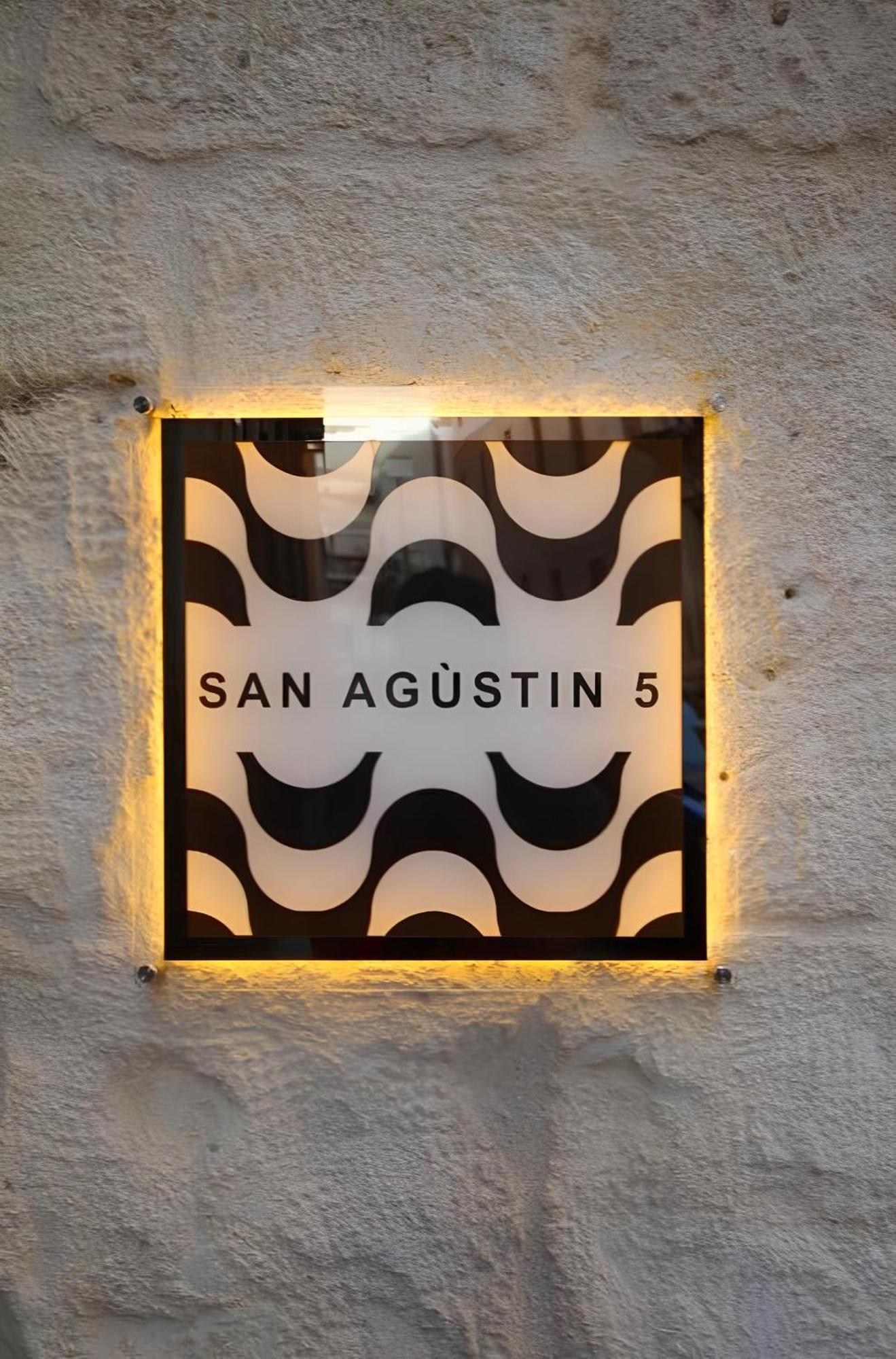 Luxurious Studio In Historic Center Of Alicante Luaran gambar